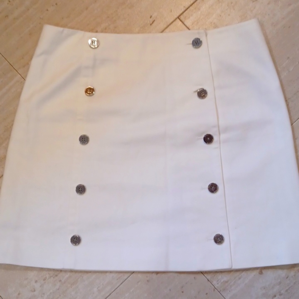 MICHAEL Michael Kors White Silver Button Skirt
